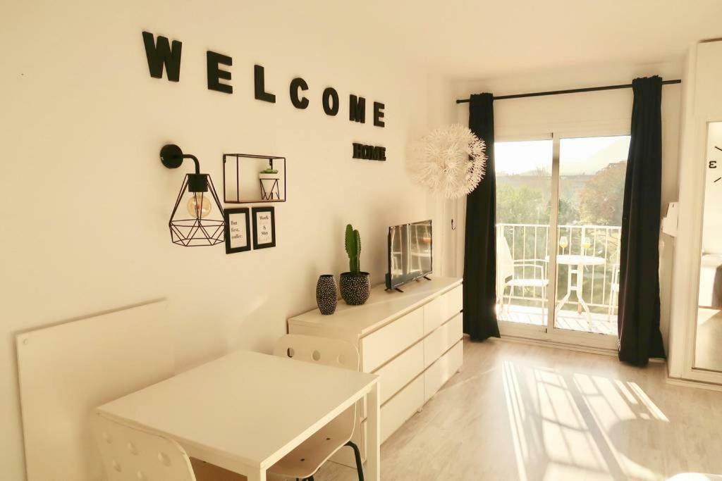 Minerva Sea View Apartment 베날마데나코스타 외부 사진